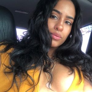 Meet your Posher, Tiffany